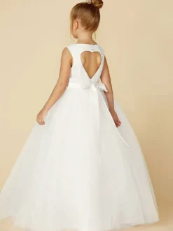 Robe cortège enfant col rond dos en coeur avec ceinture