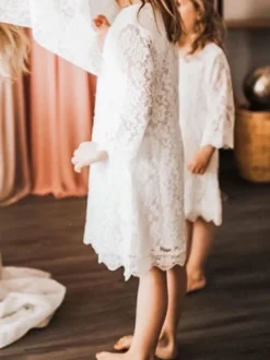 Robe cortège enfant robe de cérémonie fille bohème col rond manche longue en dentelle au genou