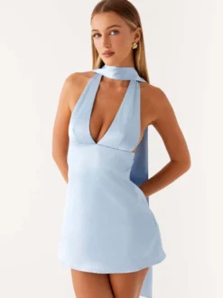 Robe courte dos nu en satin à col halter pour femme - Robe courte dos nu à décolleté plongeant avec foulard - Soirée cocktail d'été 2026