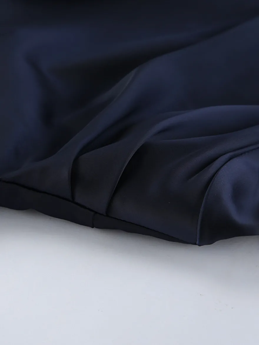 Robe courte en satin bleu marine pour femme - Élégante robe à col montant froncé et manches évasées - Idéale pour un cocktail de printemps 2026
