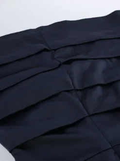 Robe courte en satin bleu marine pour femme - Élégante robe à col montant froncé et manches évasées - Idéale pour un cocktail de printemps 2026