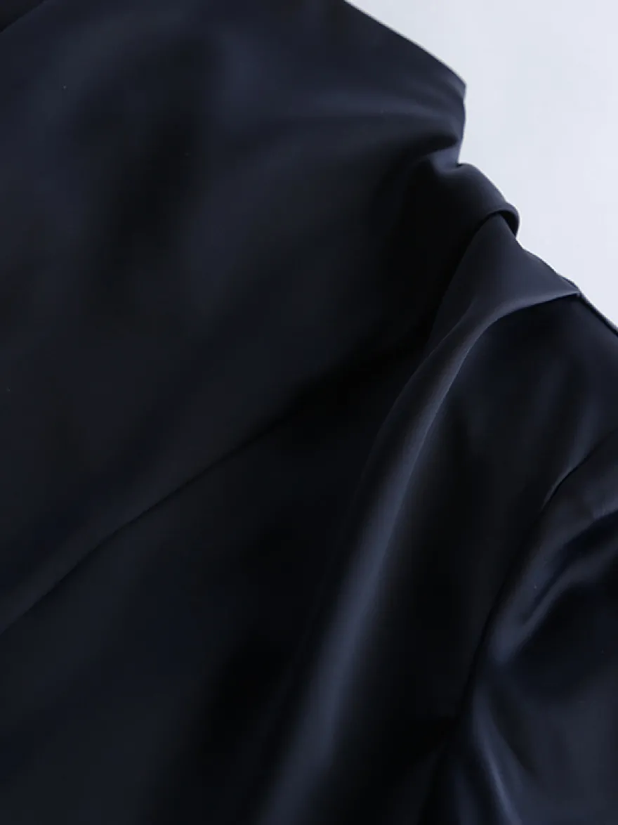 Robe courte en satin bleu marine pour femme - Élégante robe à col montant froncé et manches évasées - Idéale pour un cocktail de printemps 2026
