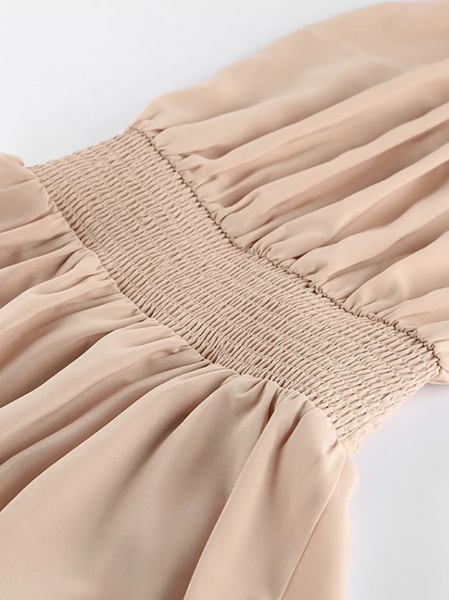 Robe courte kaki sans manches dos nu col montant taille naturelle