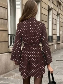 Robe courte marron et blanche à pois col V manches cloche taille élastique à nouer Daily Dresses