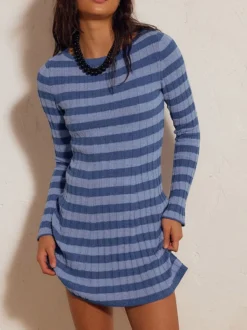 Robe courte moulante à rayures côtelées col rond et manches longues Daily Dresses