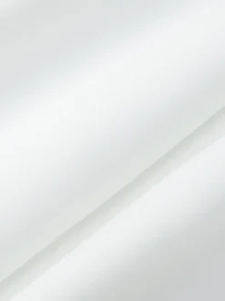 Robe courte plissée à manches courtes et col en V style décontracté écru et blanc idéale pour un rendez-vous galant.