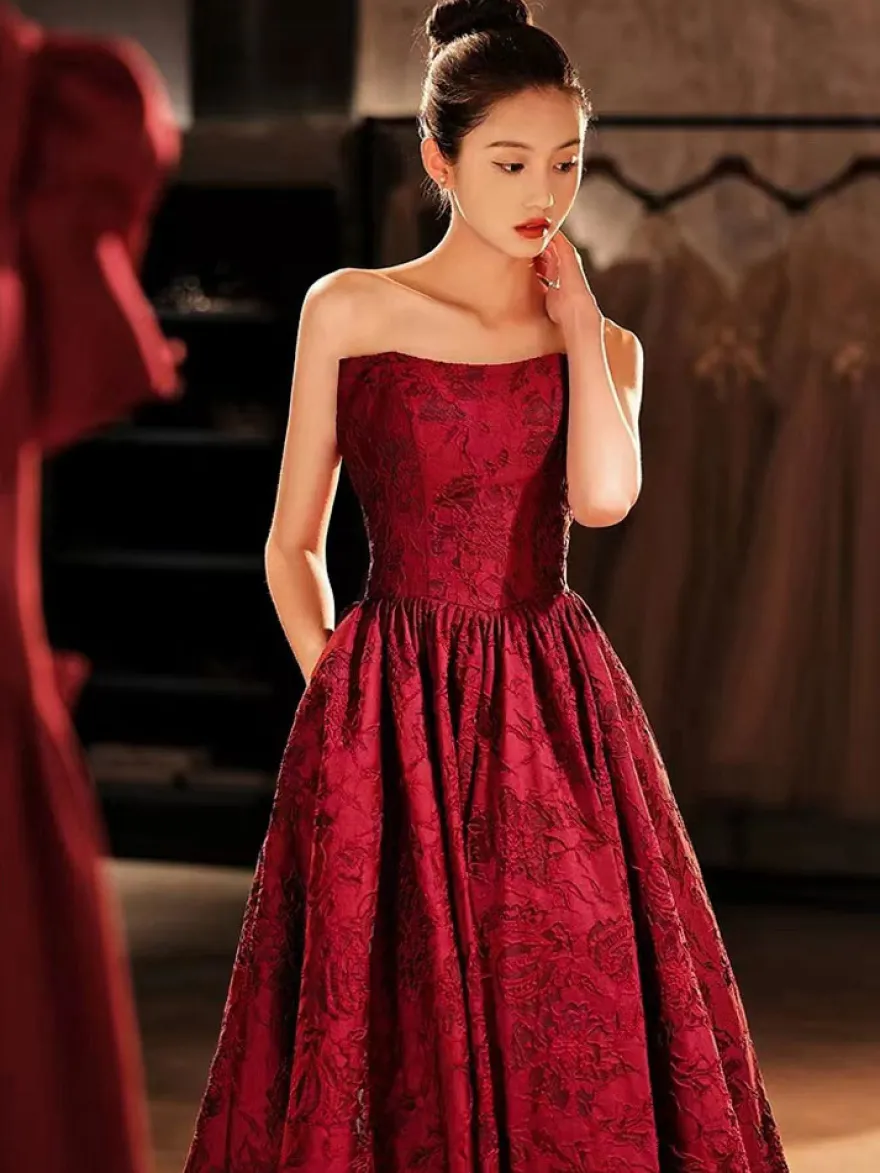 Robe de bal 2026 A-Line sans bretelles Jacquard Longueur au sol Robes de concours brodées Personnalisation gratuite