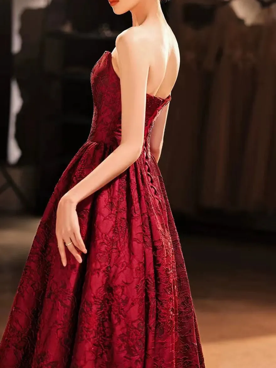 Robe de bal 2026 A-Line sans bretelles Jacquard Longueur au sol Robes de concours brodées Personnalisation gratuite