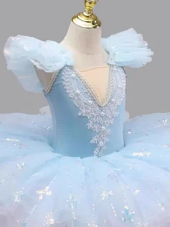 Robe de ballet bleu ciel clair pour fille ornée d'appliqués neige en polyester idéale pour les spectacles.