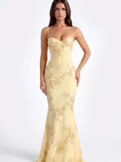 Robe de bal sirène à col cœur sans manches lacée ornée de fleurs en dentelle robe de soirée formelle