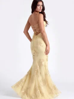 Robe de bal sirène à col cœur sans manches lacée ornée de fleurs en dentelle robe de soirée formelle