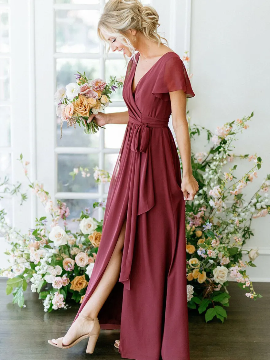 Robe de demoiselle d'honneur bordeaux col V jupe fendue longueur cheville