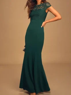 Robe de demoiselle d'honneur verte fonçé col bateau en dentelle zip sur dos robe de cocktail de mariage