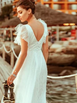 Robe de mariée blanche en dentelle col V manche courte zip sur dos longueur au sol robe de mariage