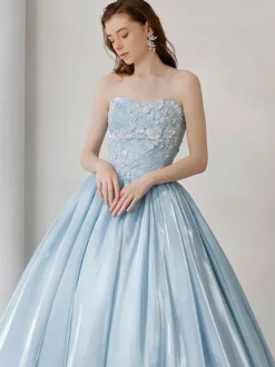 Robe de mariée bleue avec train sans bretelles sans manches à lacets taille naturelle longue dentelle polyester robes de mariée