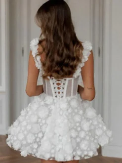 Robe de mariée courte mini robe de mariée courte sans manches à col en cœur