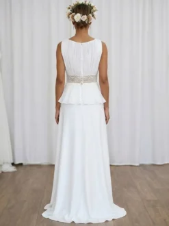 Robe de mariée deux pièces en dentelle col en V traîne boutons fonctionnels sans manches longue
