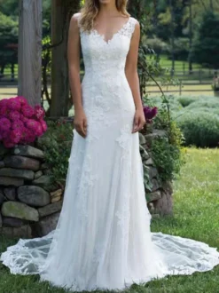 Robe de mariée à la plage blanche en dentelle col V à traîne robe de mariage