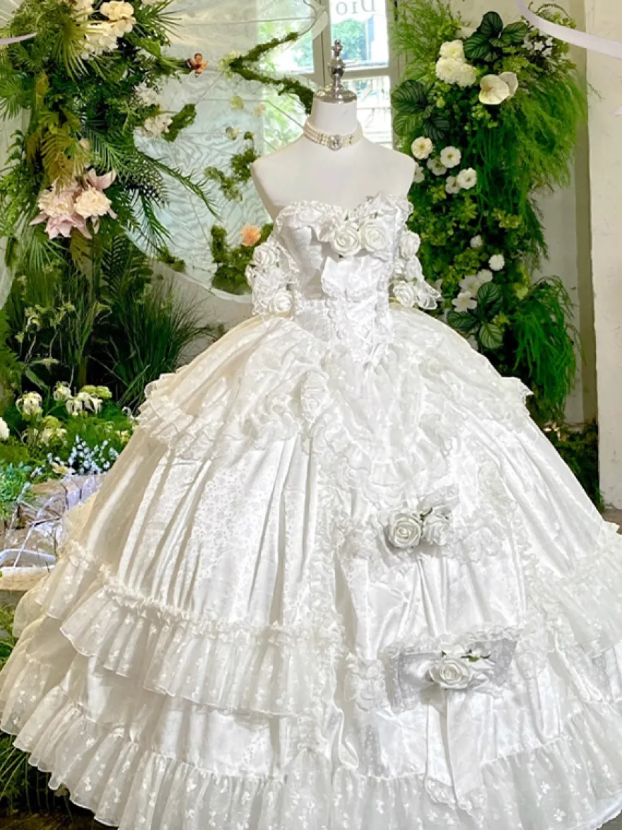 Robe de mariée Lolita princesse fée sans bretelles longue jusqu'au sol à plusieurs couches de fleurs