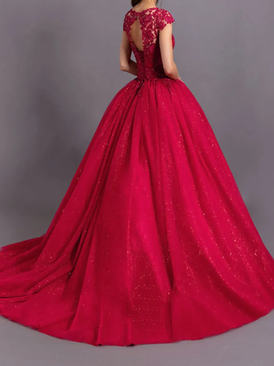 Robe de mariée noir en dentelle col rond laçage sur dos à traîne