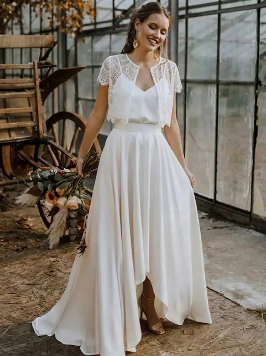 Robe de mariée 3 pièces en dentelle col bijou coupe trapèze fermeture éclair manches courtes