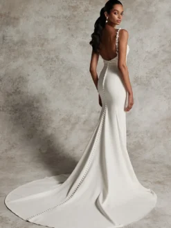Robe de mariée simple sirène col bijou sans manches appliques robes de mariée