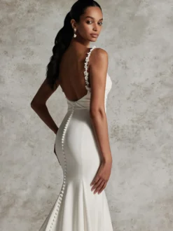 Robe de mariée simple sirène col bijou sans manches appliques robes de mariée