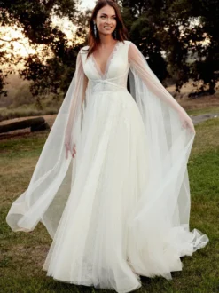 Robe de mariée simple trapèze col en V sans manches ceinture robes de mariée