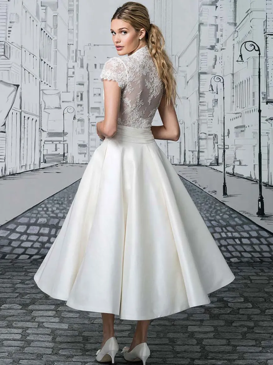 Robe de mariée vintage robe de mariée civile courte col V manche courte haut en dentelle jupe en satin