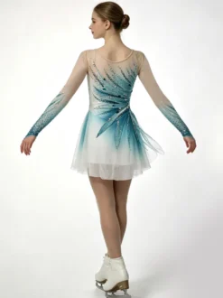 Robe de patinage artistique personnalisée bleu ciel patchwork dos ouvert en maille haute élasticité tenue d'entraînement et de compétition cristaux/rhinestone classiques