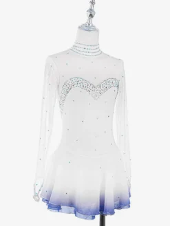 Robe de patinage blanche à col montant en forme de cœur ornée de perles et manches longues pour femmes et filles