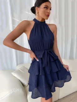 Robe de Patineuse Courte en Mousseline avec Bretelles à Col Rond avec Epaule Dénudée Coupe Cintrée à Lacets Unicolore