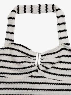 Robe de plage mini moulante à rayures et dos nu idéale pour les vacances