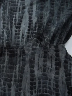 Robe de soirée bleue en polyester manches courtes dos nu robe d'été