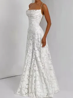 Robe de soirée maxi en jacquard avec dos nu pour les événements de l'été 2026