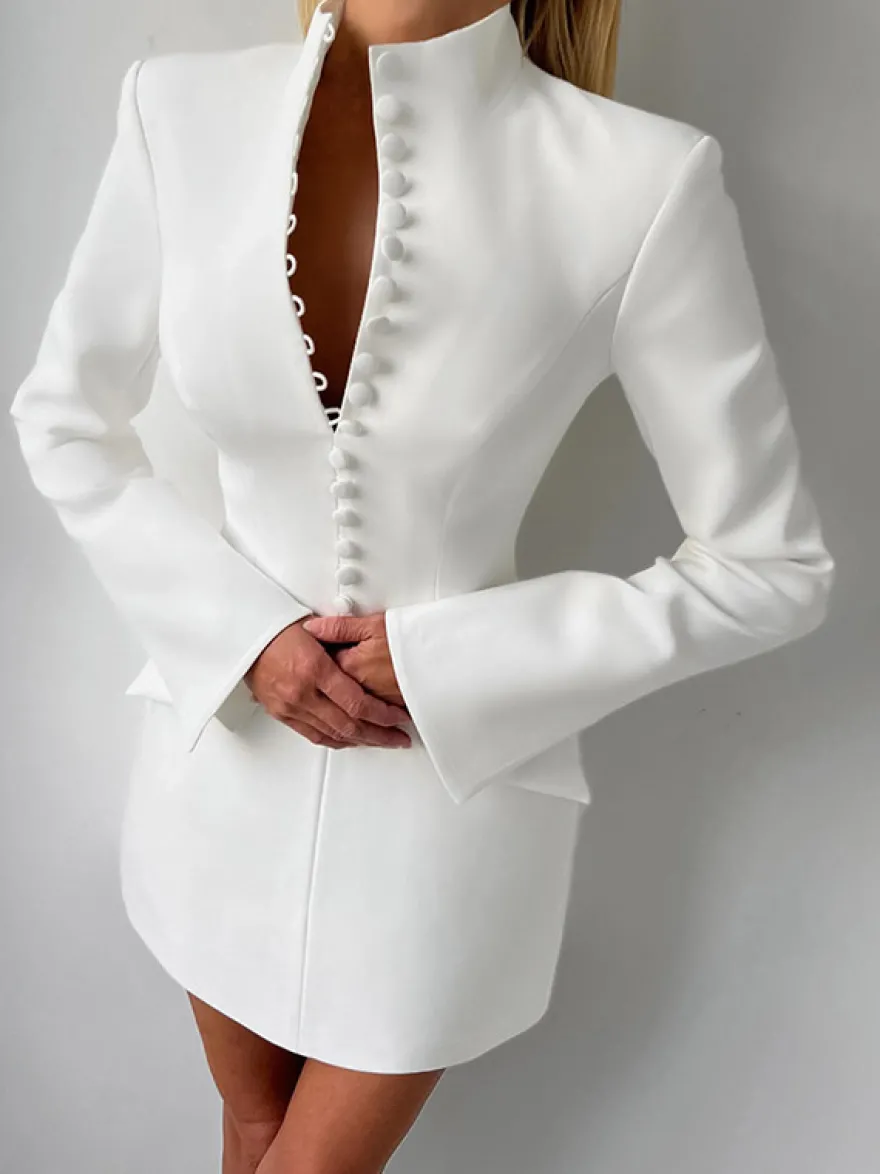 Robe de soirée mini élégante à col V poches boutonnées et coupe ajustée