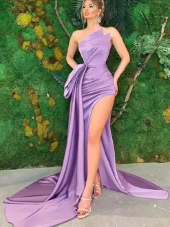 Robe de soirée robe de bal conçue encolure avec traîne sans manches fermeture éclair nœuds taffetas robes de soirée formelles