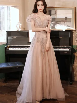 Robe de soirée trapèze décolleté illusion longueur au sol manches courtes lacets appliqués en tulle robes de soirée formelles