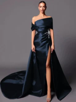Robe de soirée trapèze à épaules dénudées avec traîne sans manches à lacets en tissu satiné plissé Robes de concours sociales