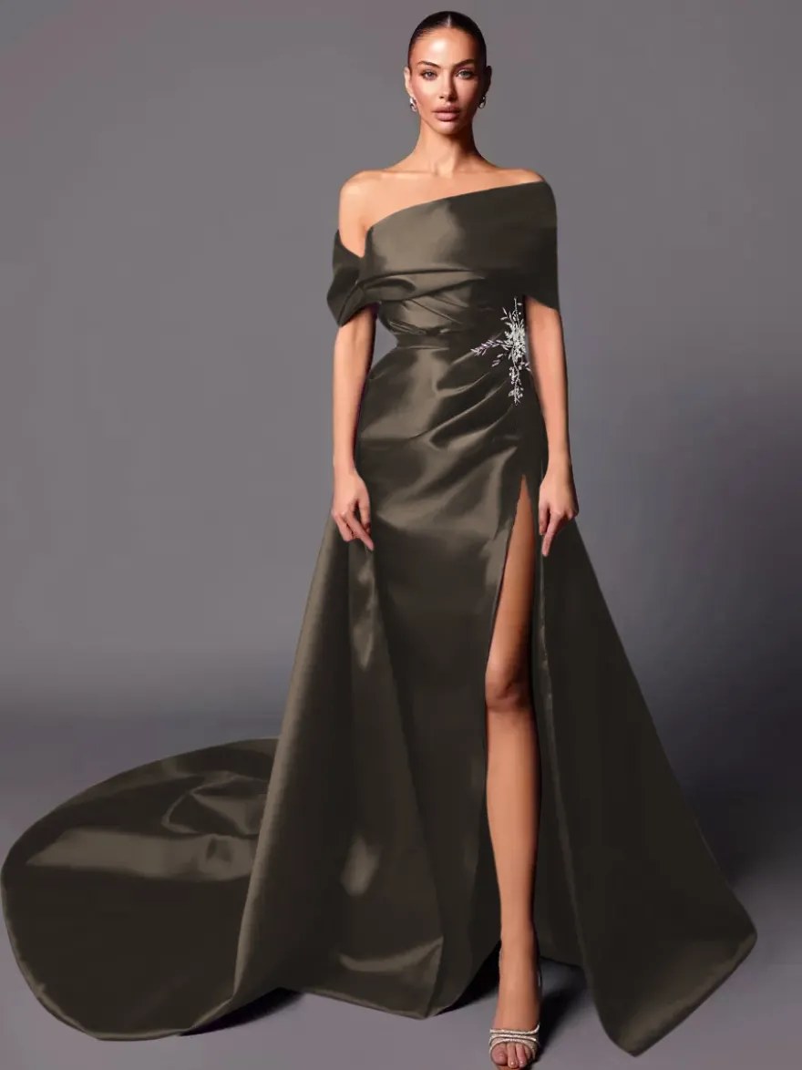 Robe de soirée trapèze à épaules dénudées avec traîne sans manches à lacets en tissu satiné plissé Robes de concours sociales