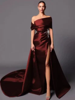 Robe de soirée trapèze à épaules dénudées avec traîne sans manches à lacets en tissu satiné plissé Robes de concours sociales
