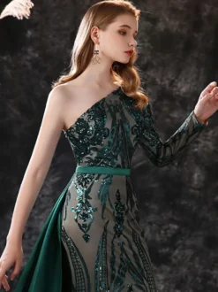 Robe de soirée verte foncé en dentelle à une épaule paillete à zip latéral à traîne robe de cérémonie