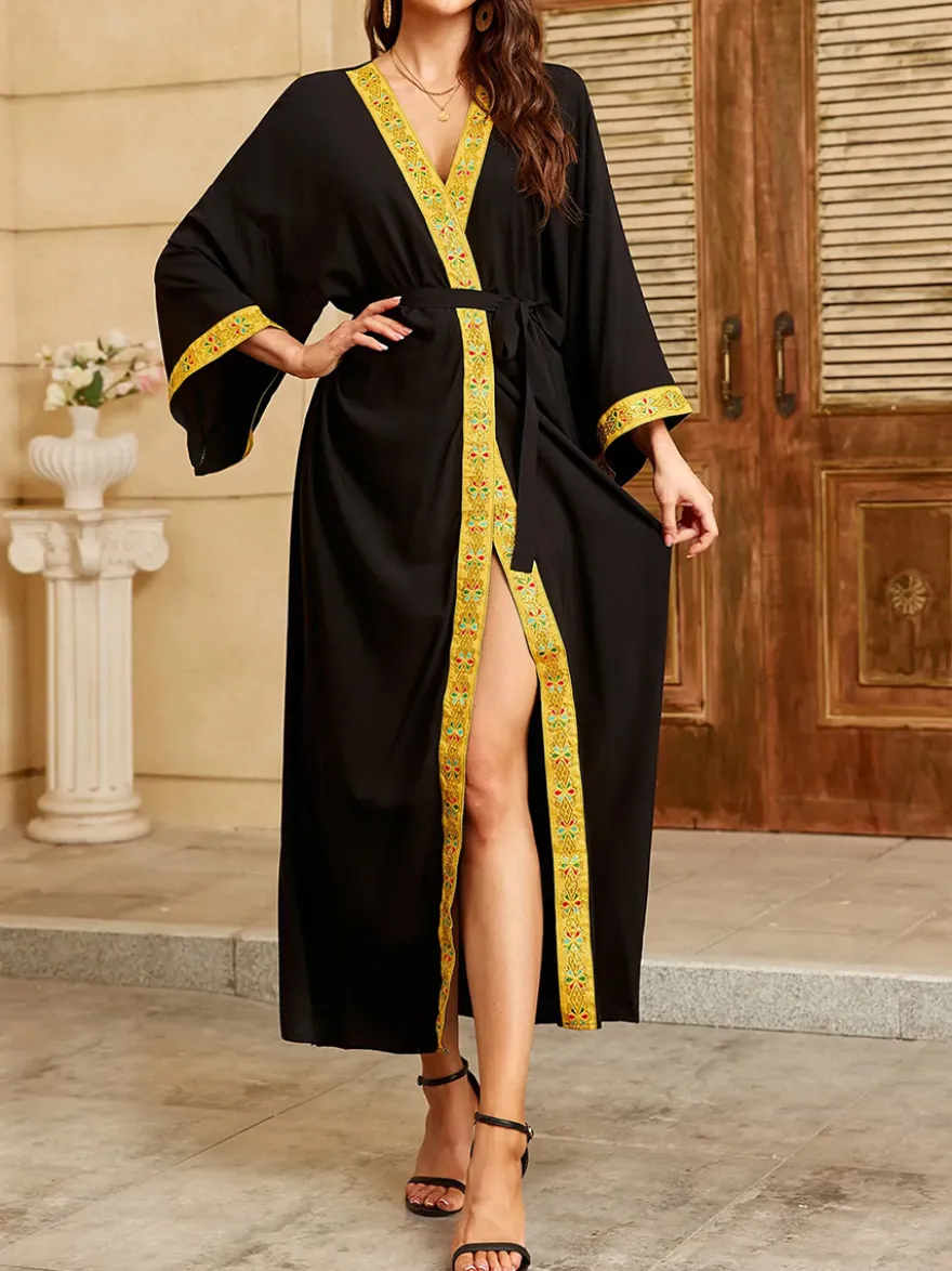 Robe de vacances dorée décontractée à imprimé manches longues et ceinture à volants
