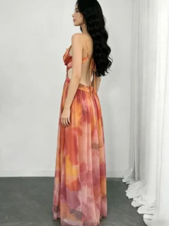 Robe de vacances maxi croisée sans manches à imprimé floral bretelles et col chic orange