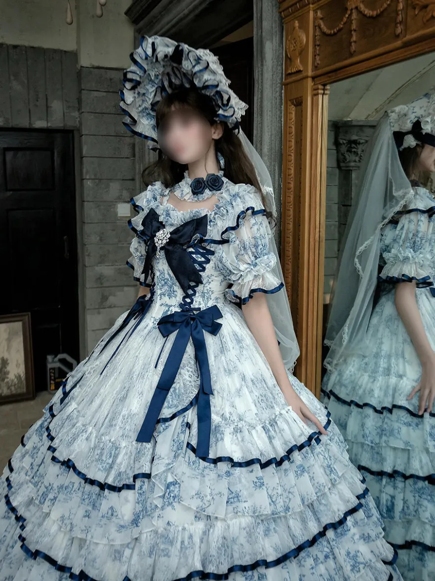 Robe Lolita féerique bleu ciel clair nœuds lacets manches courtes style rococo robe de tea party