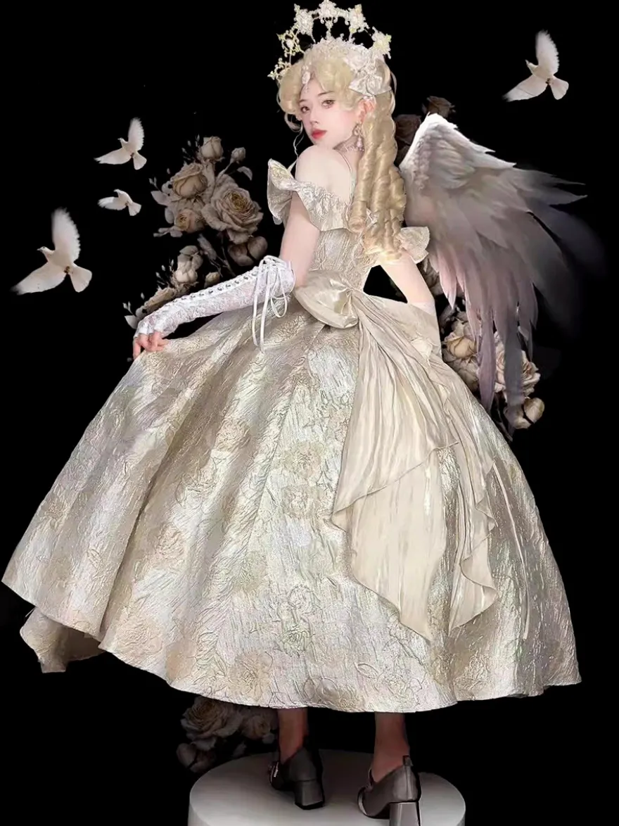 Robe Lolita féerique à spaghetti fleurs violet classique volants épaules dénudées