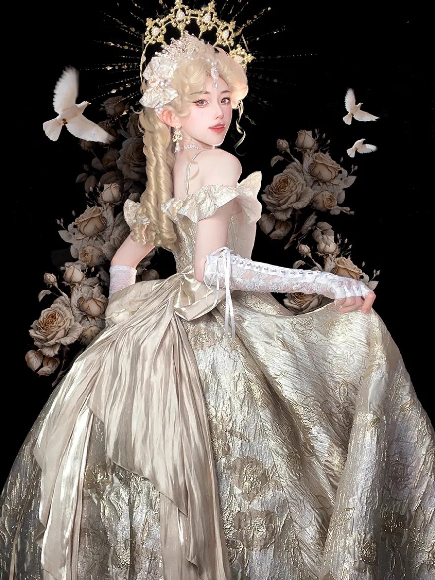 Robe Lolita féerique à spaghetti fleurs violet classique volants épaules dénudées