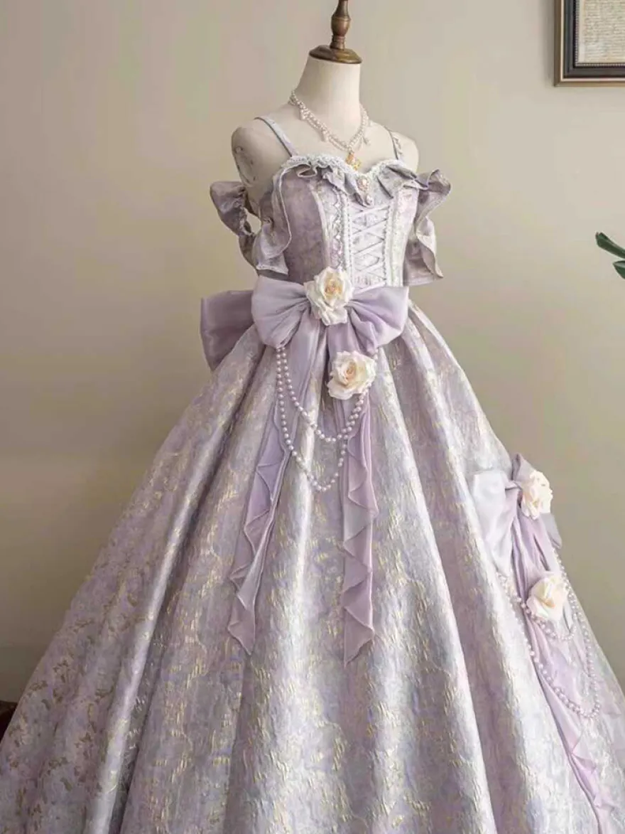 Robe Lolita féerique à spaghetti fleurs violet classique volants épaules dénudées