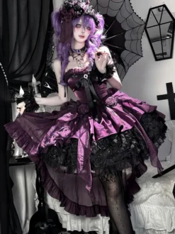 Robe Lolita Gothique Rouge et Noire Décolleté Cœur Sans Bustier Volants Nœuds Robe Lolita Courte