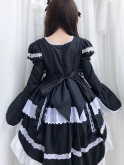 Robe Lolita OP Bonne Noir Blanche Manches Courtes Bouffantes Robes Une Pièce Lolita